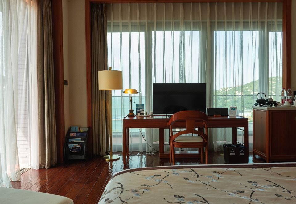 靜曦海景大床房