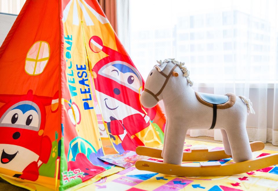 Crowne Plaza Guangzhou HuaduPremium Kids Theme Room-King Bed