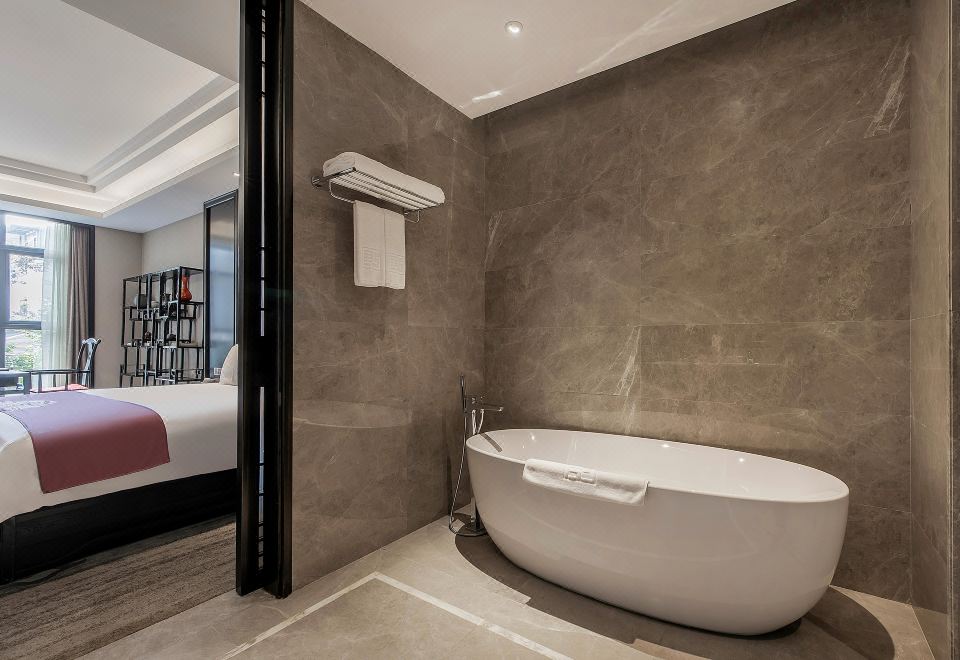 Angel Garden Resort HotelDeluxe Garden-view Suite