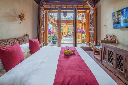 Meiqi Naxi Inn