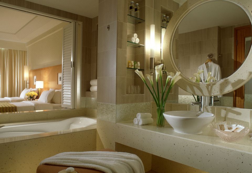 Sheraton Sanya Yalong Bay ResortFamily Parent-child Connecting Room