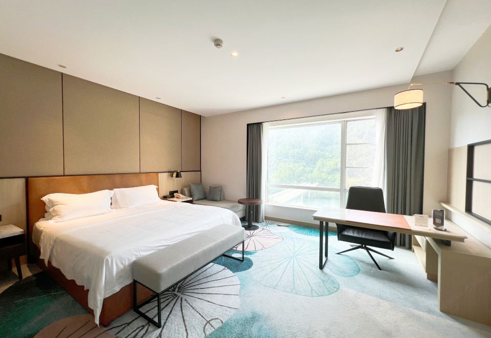 高级流溪河畔大床房?新装简欧风&一线山河景观