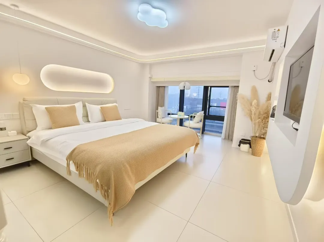 Chongqing Jiqi Light Luxury Hotel Apartment - China