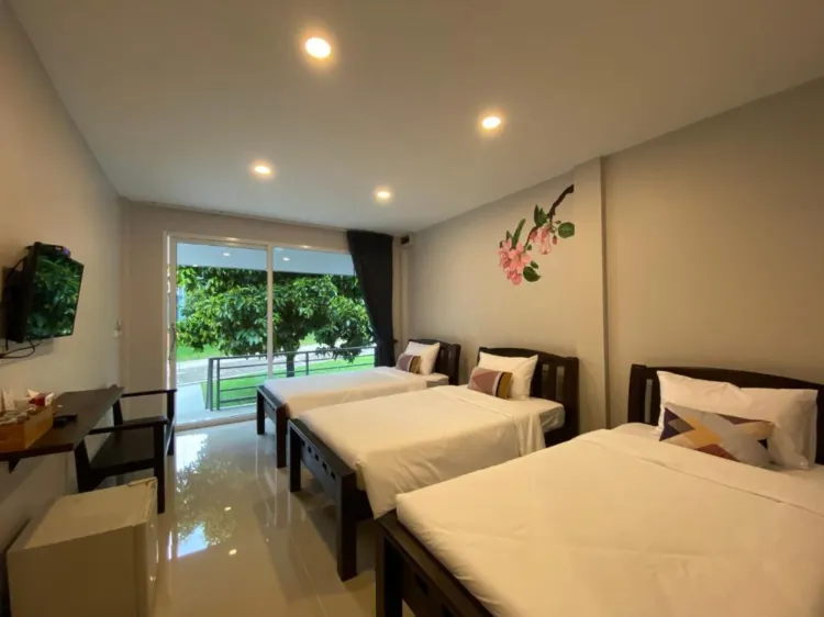 ห้องสแตนดาร์ด 3 ที่นอน