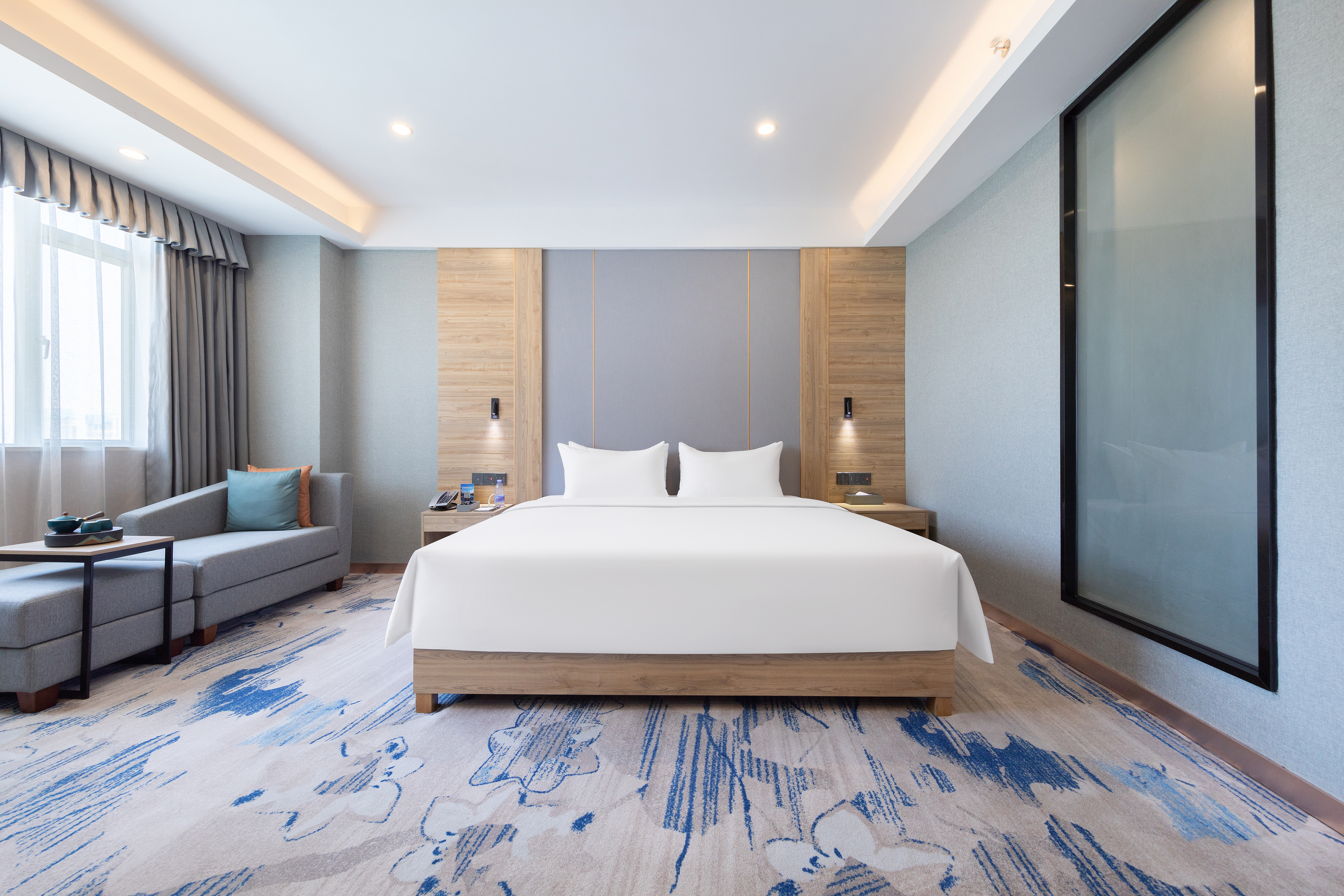 豪華大床房丨投屏電視丨澳洲羽絲棉安睡枕丨極速網絡