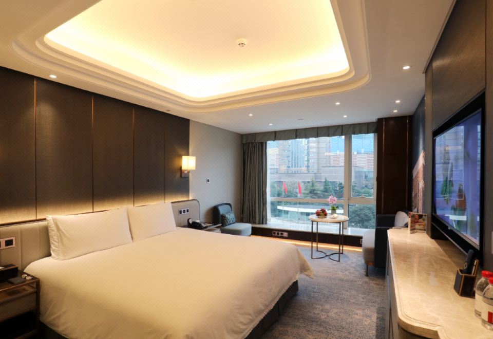 高级园景大床房