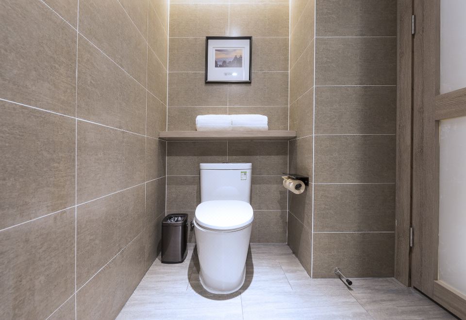 Guestroom (Double Bed)