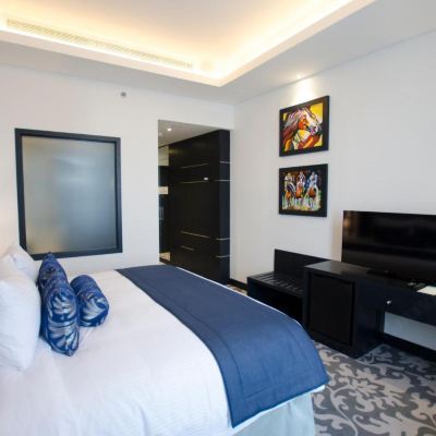 Classic King or Twin Room