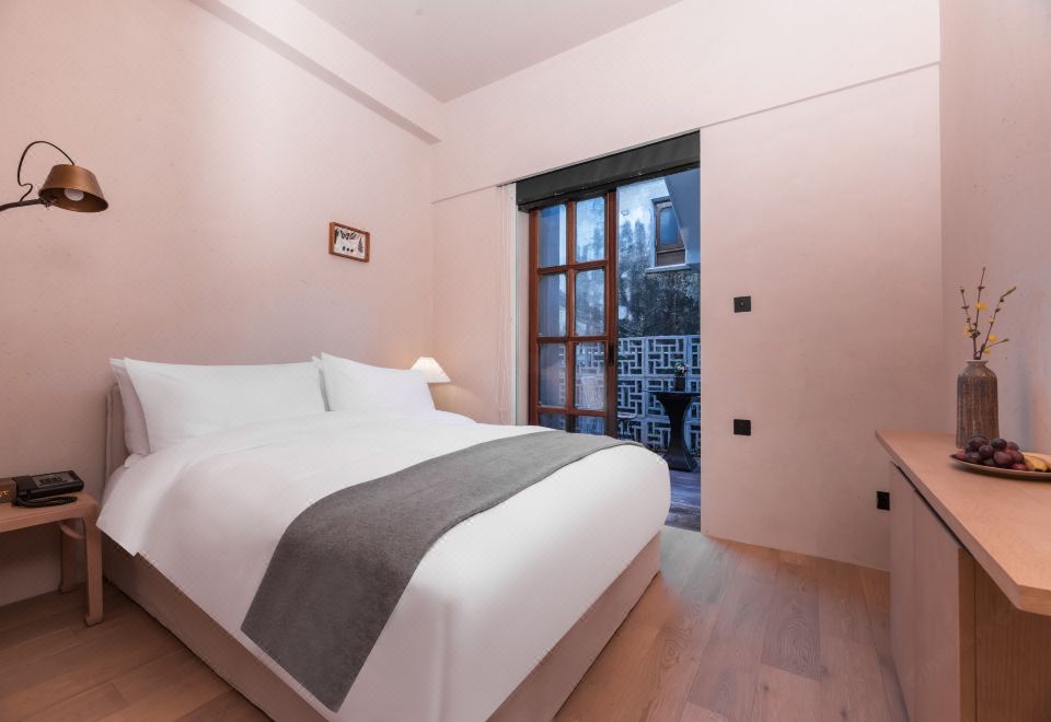 漫山小院·青一大床房