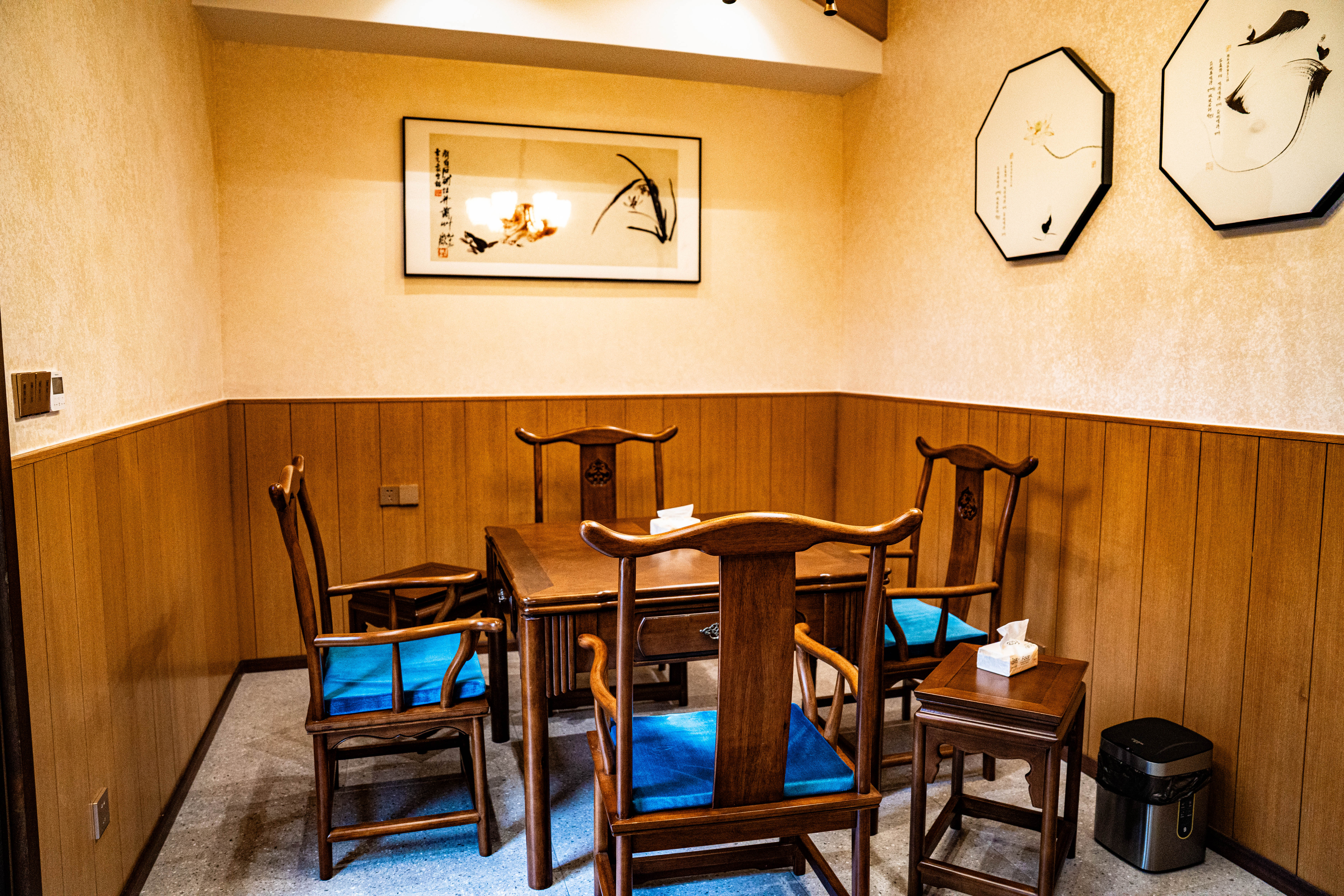 三房三衞·闲坐间·新中式商务大别墅