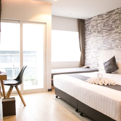 高級雙人床房 芭堤雅T酒店 （SHA Extra Plus）優惠