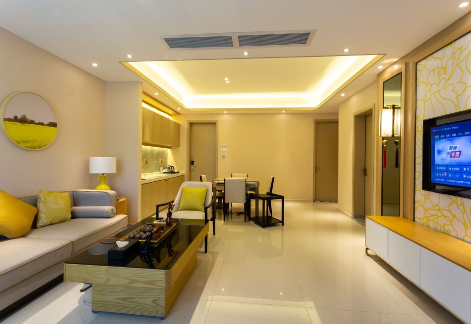 Yuetianxia Hot Spring HotelA Zone Hydrophilic Hot Spring Three Bedroom Villa