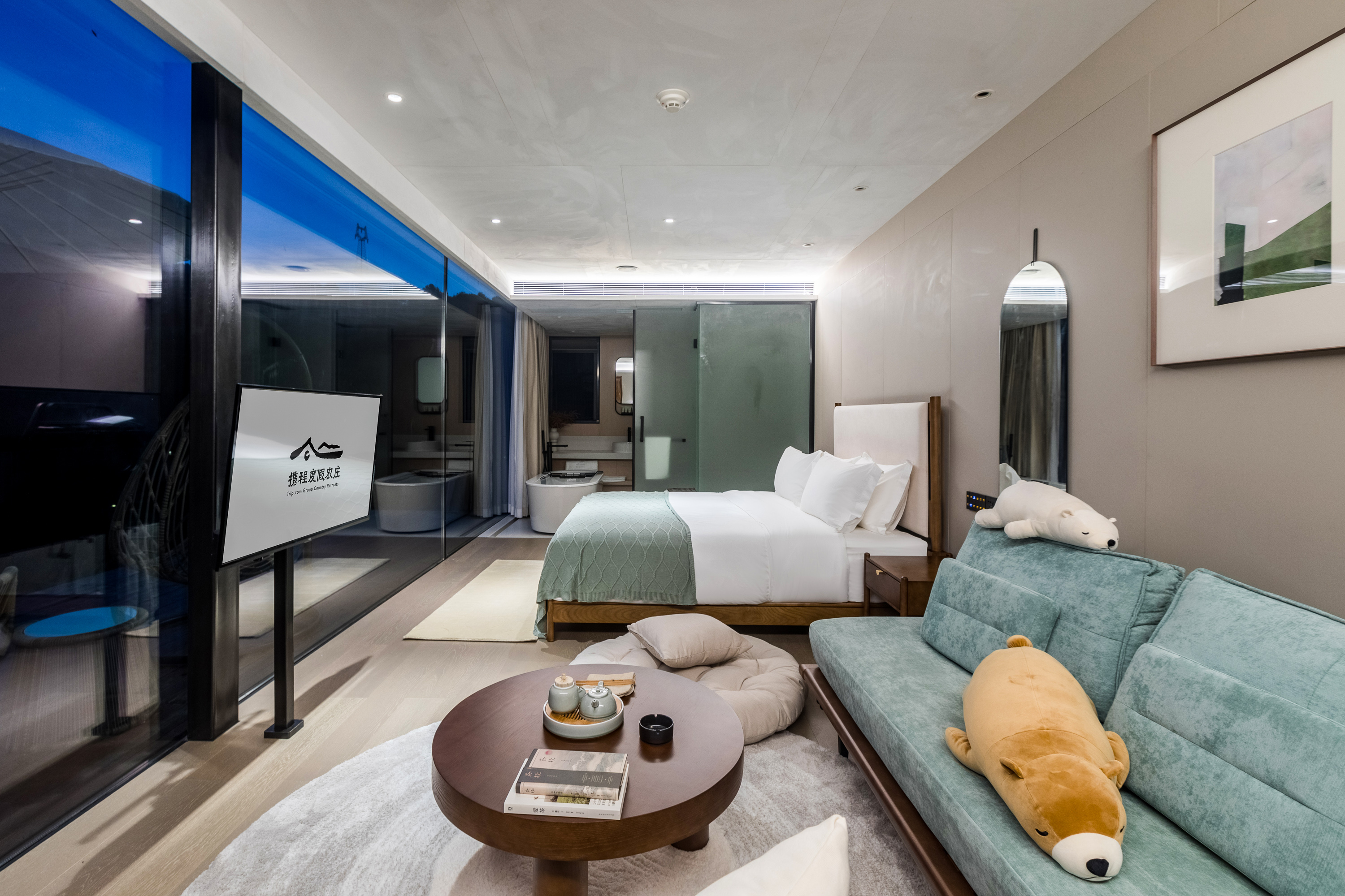 临水观景大床房