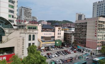 Convenient Hotel in Ji Capital City
