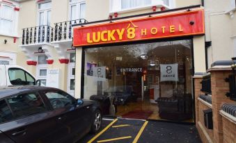 Lucky 8 Hotel