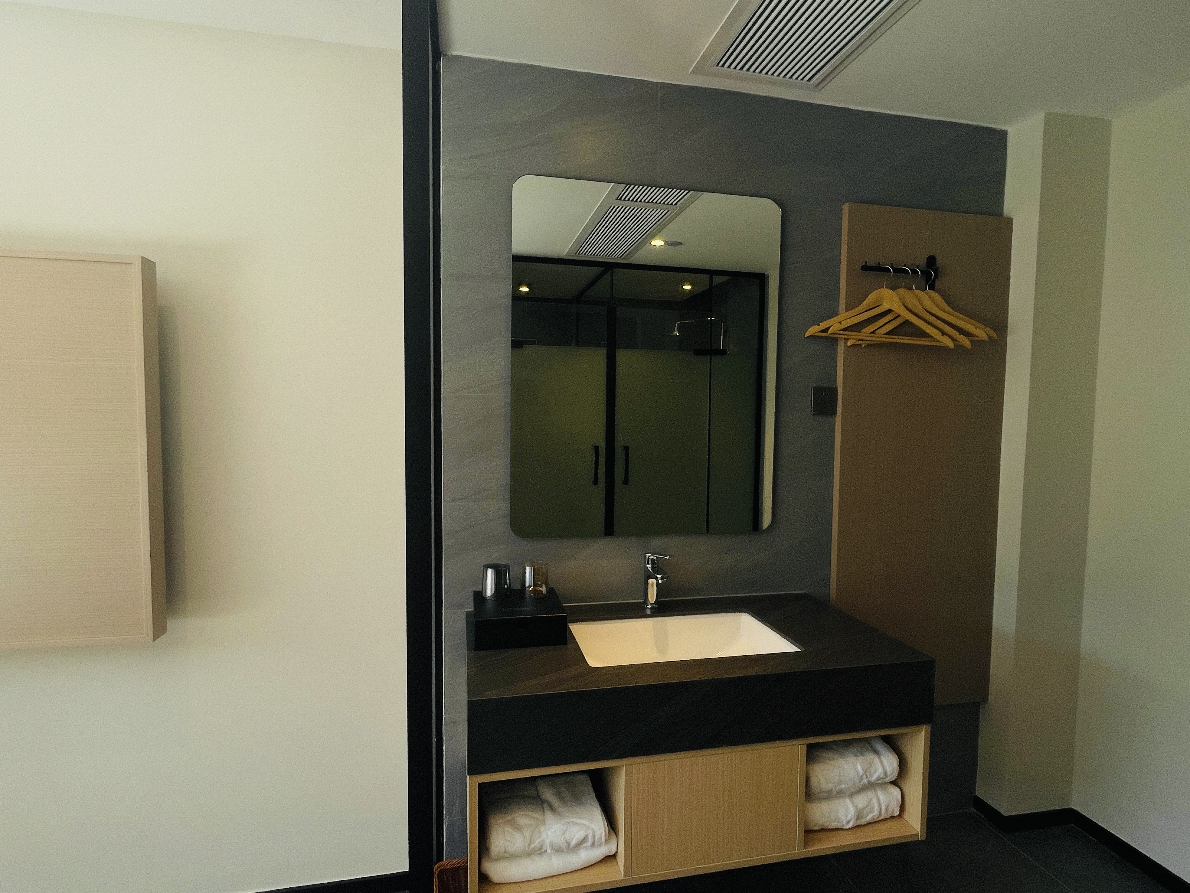 山景庭院雙床房