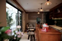HeYi.House