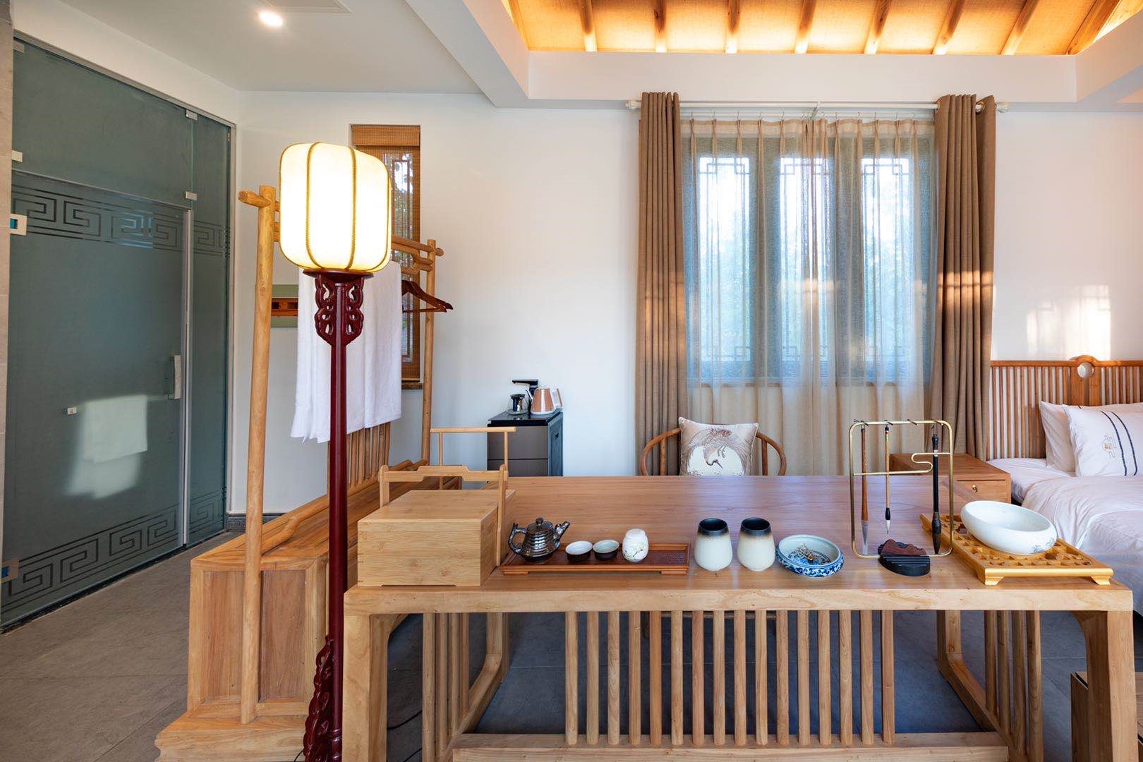 东厢标准双床房