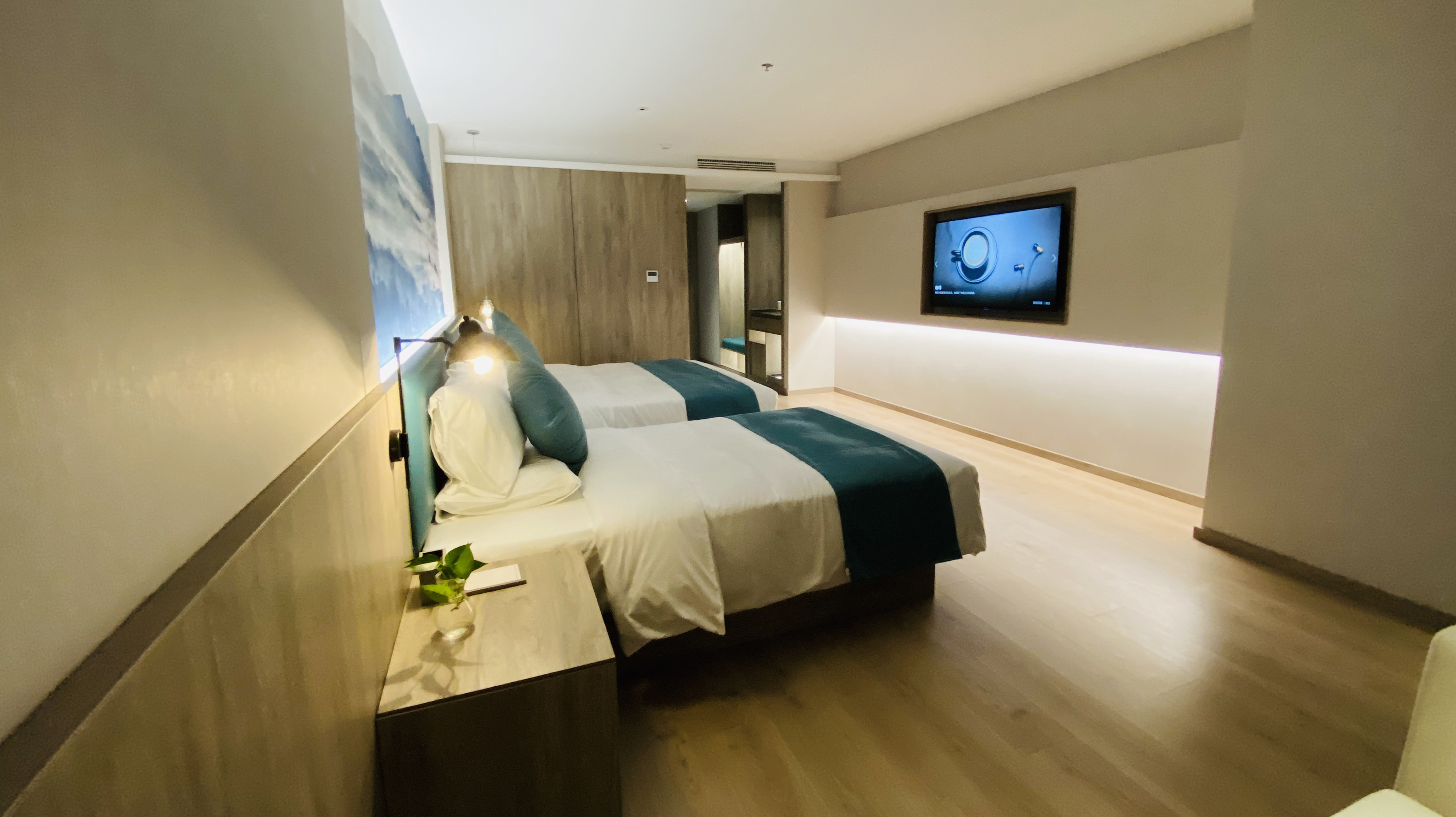 高级双床房（落地大窗）