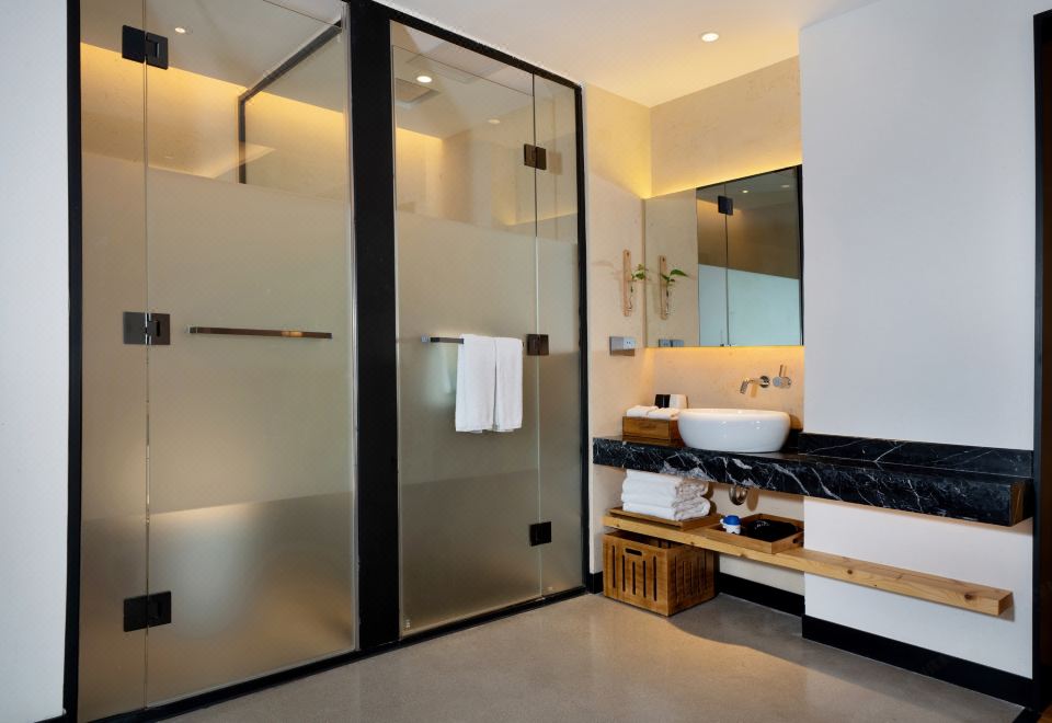 Jiulongwan ResortQueen Room With Balcony