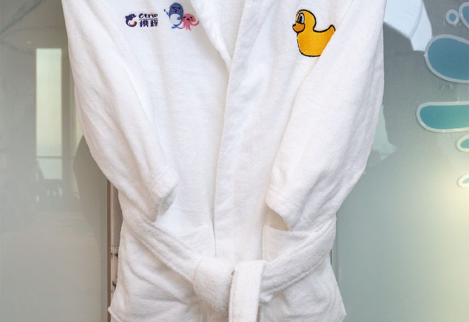 小黄鸭主题大床房