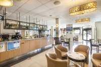 Nightelier Devonport Gateway Hotel
