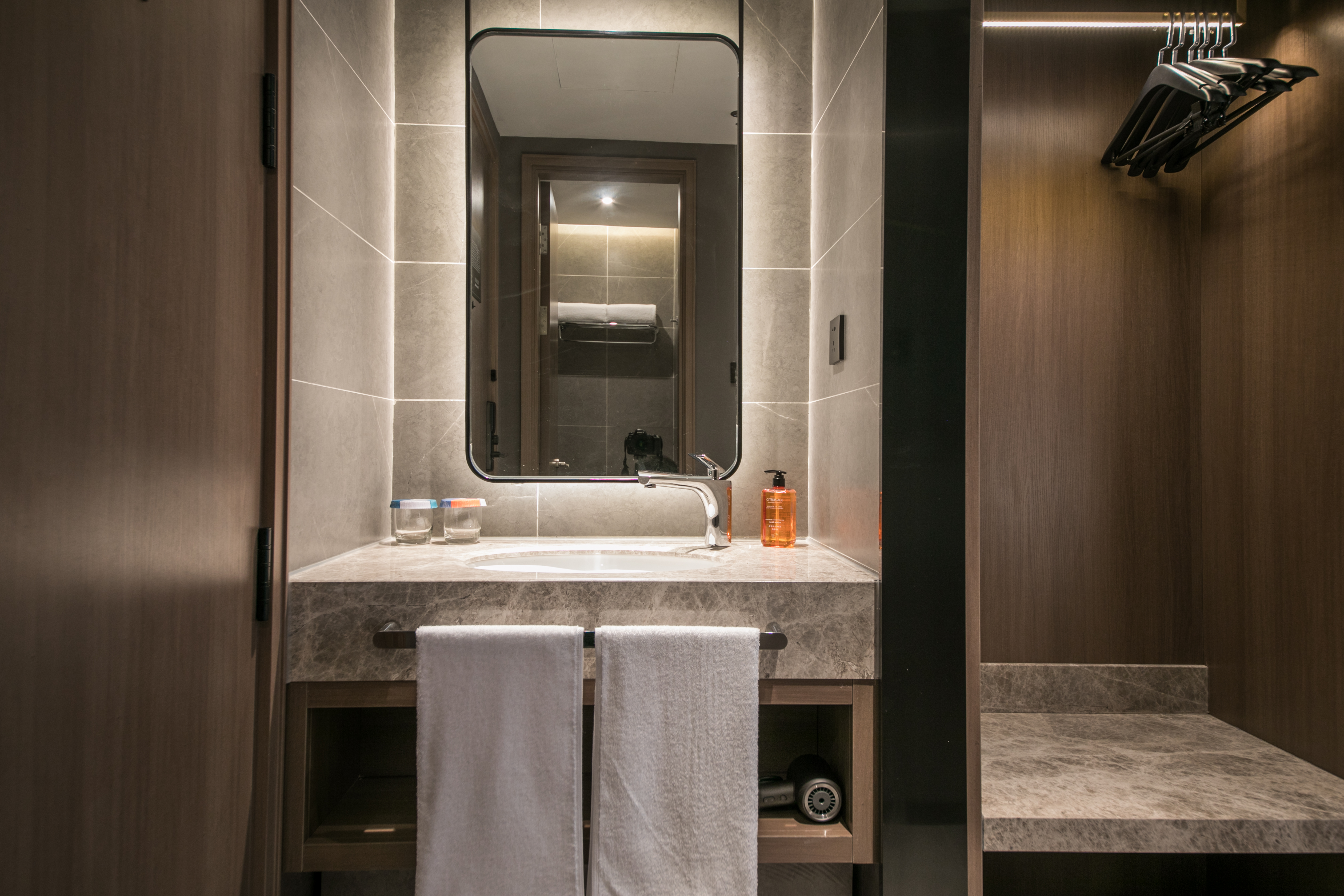 Orange Hotel (Beijing Zhongguancun Software Park)商务大床房（小冰箱+智能客控+手机投屏）