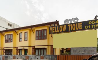 OYO 672 Yellow Tique Hotel