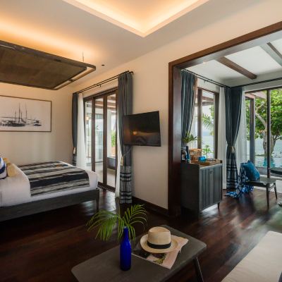 Two Bedroom Beachfront Grand Pool Villa