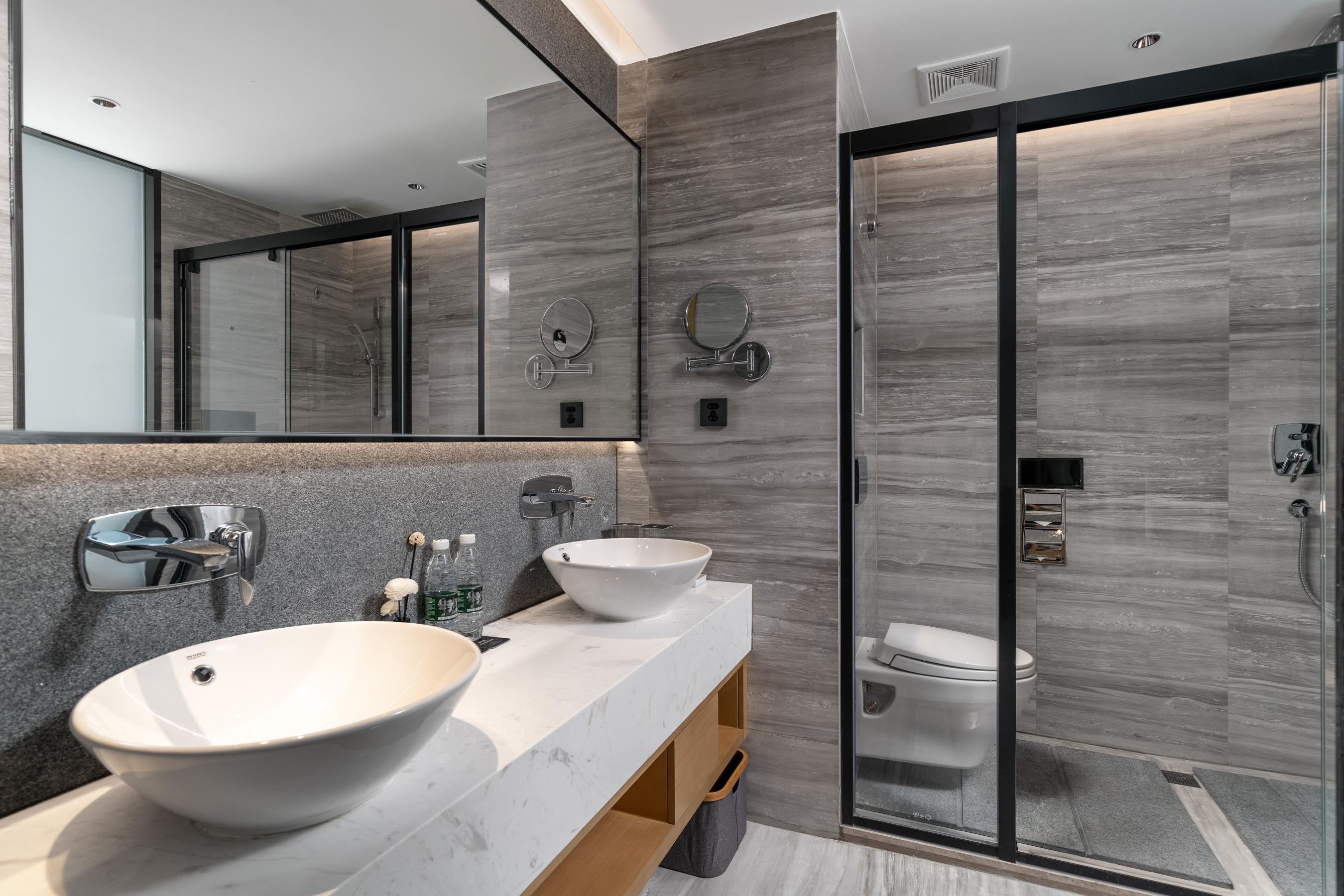 豪华海景家庭套房