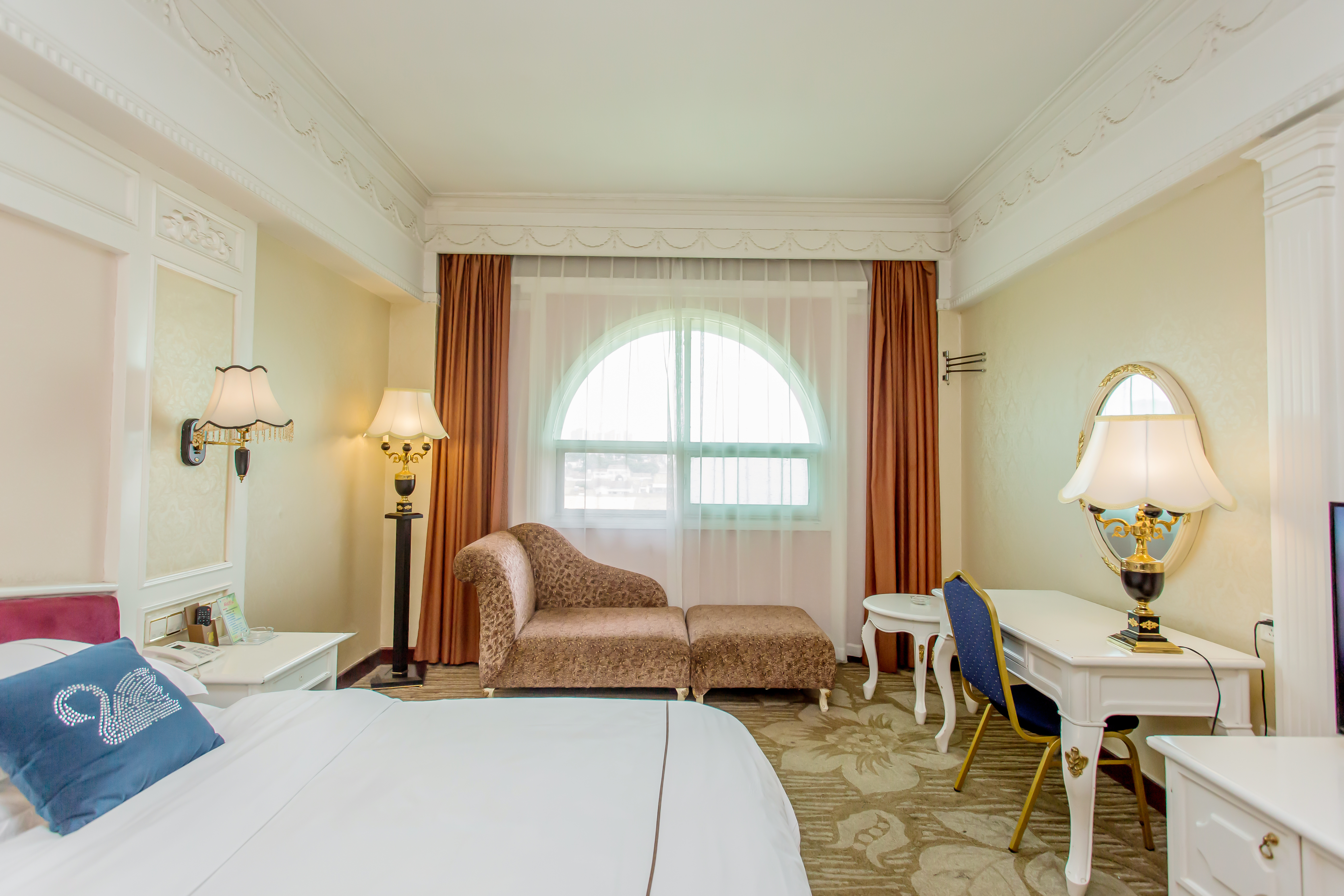 【天鹅·臻享大床房】