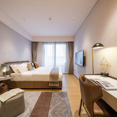 時光行政大床房【50寸電視投屏+洗衣機+獨立陽台】 時光ONE國際公寓（深圳福田車公廟店）優惠