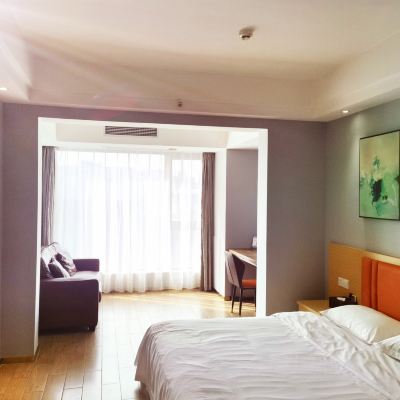 豪雅城景大床房 覓見時光精品酒店（重慶汽博中心金渝地鐵站店）優惠