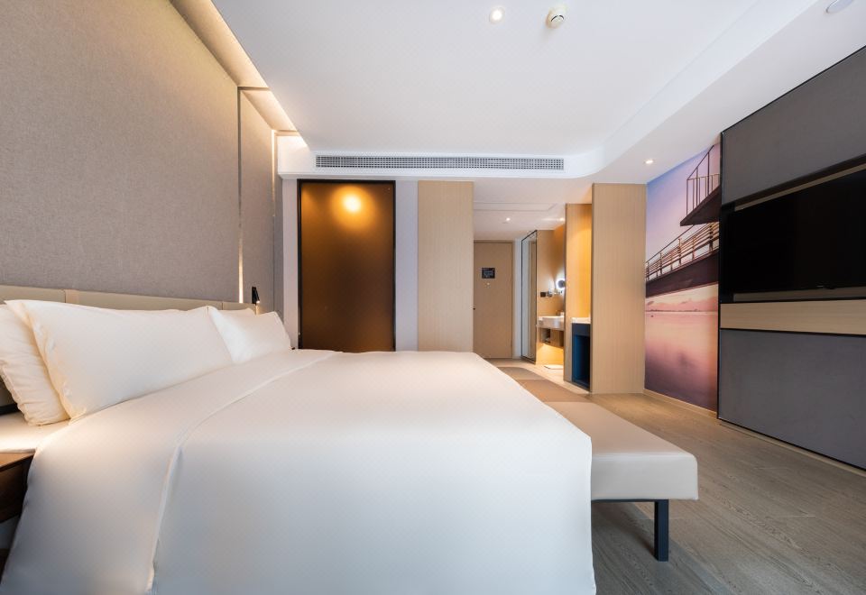 高级大床房【记忆枕+裸棉床品+普兰特床垫】