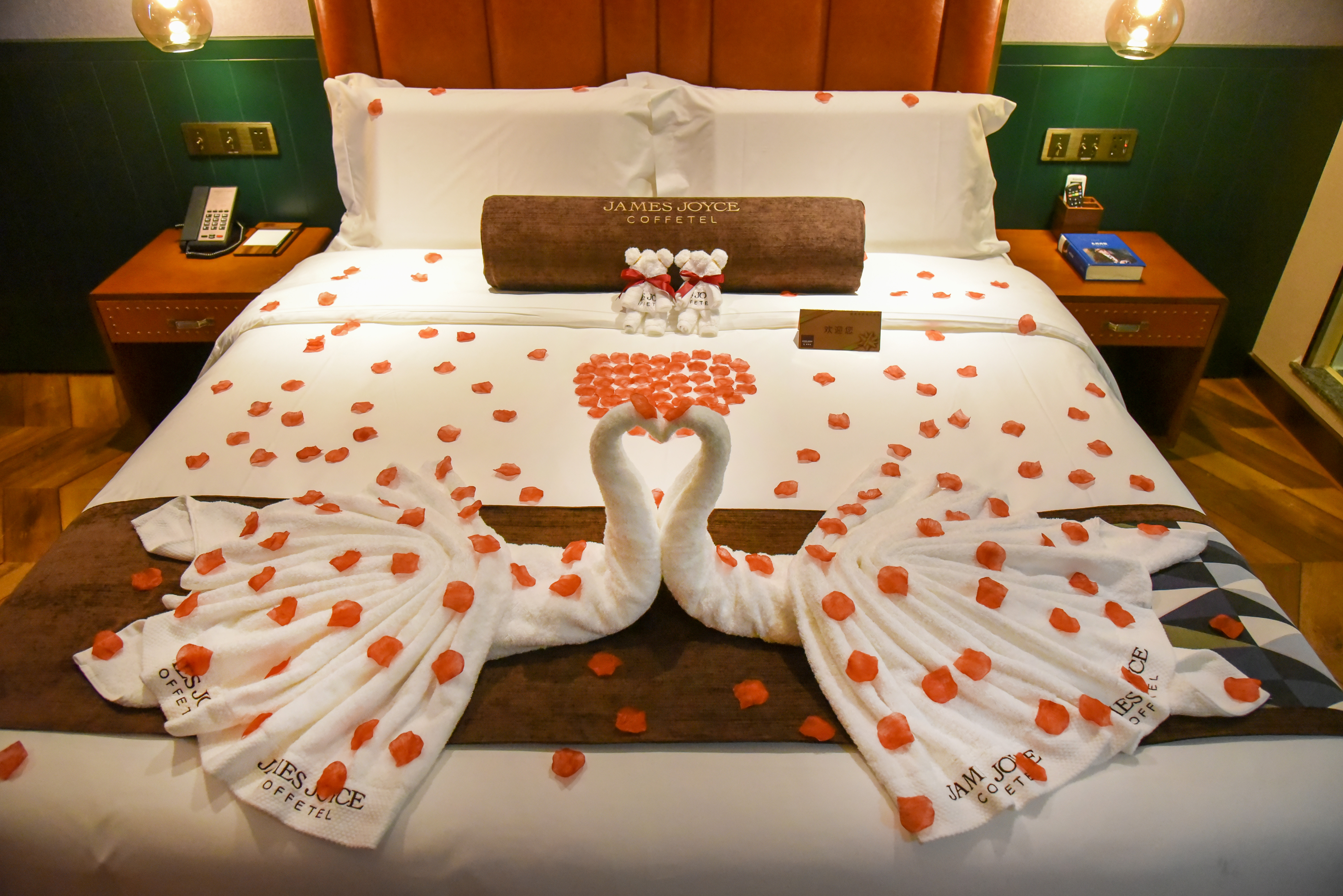 铂金精英大床房