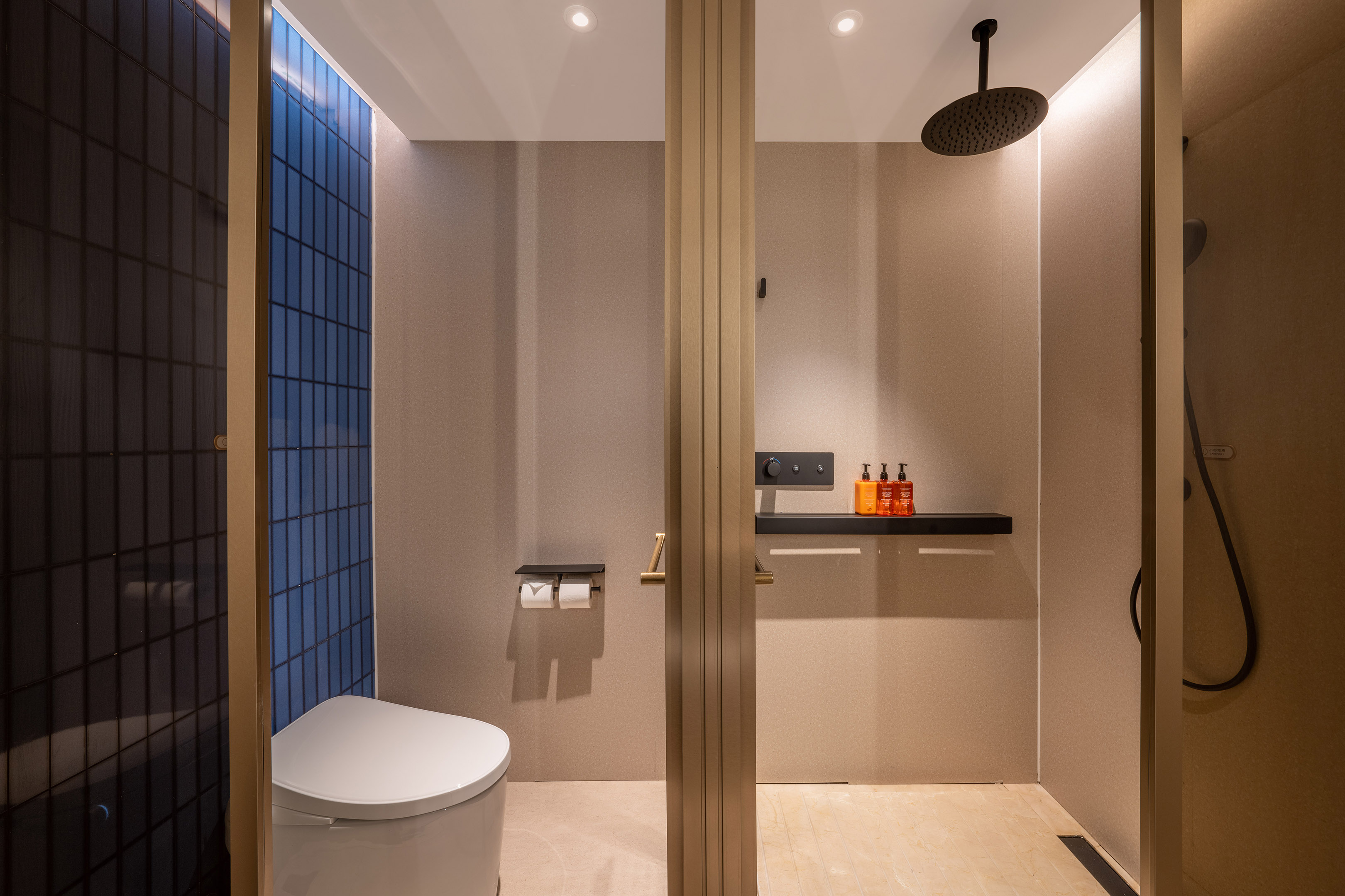 水晶大床房（全屋智能+手机投屏）