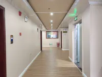 Malipo Huayi Hotel