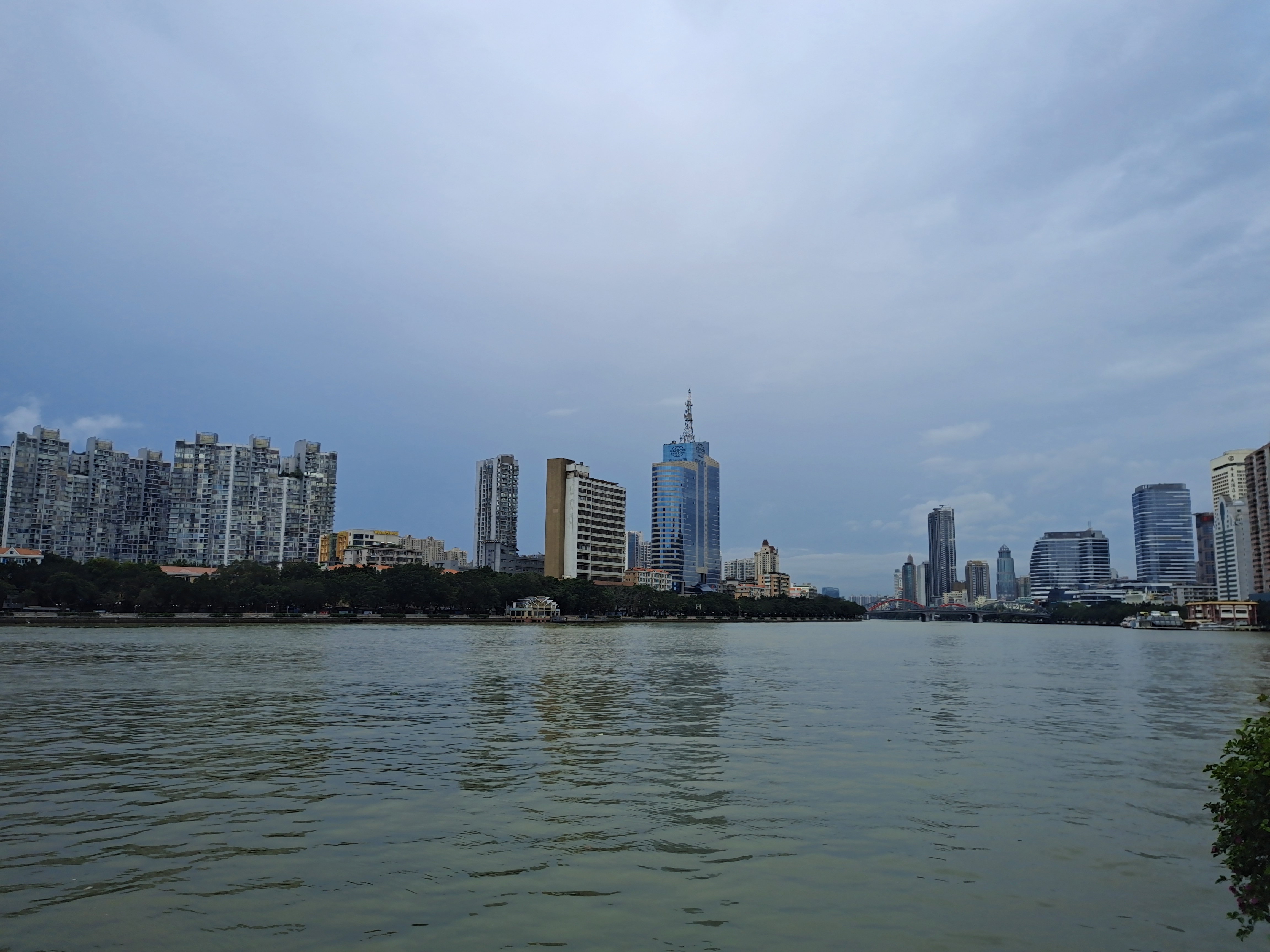 行政江景大床房