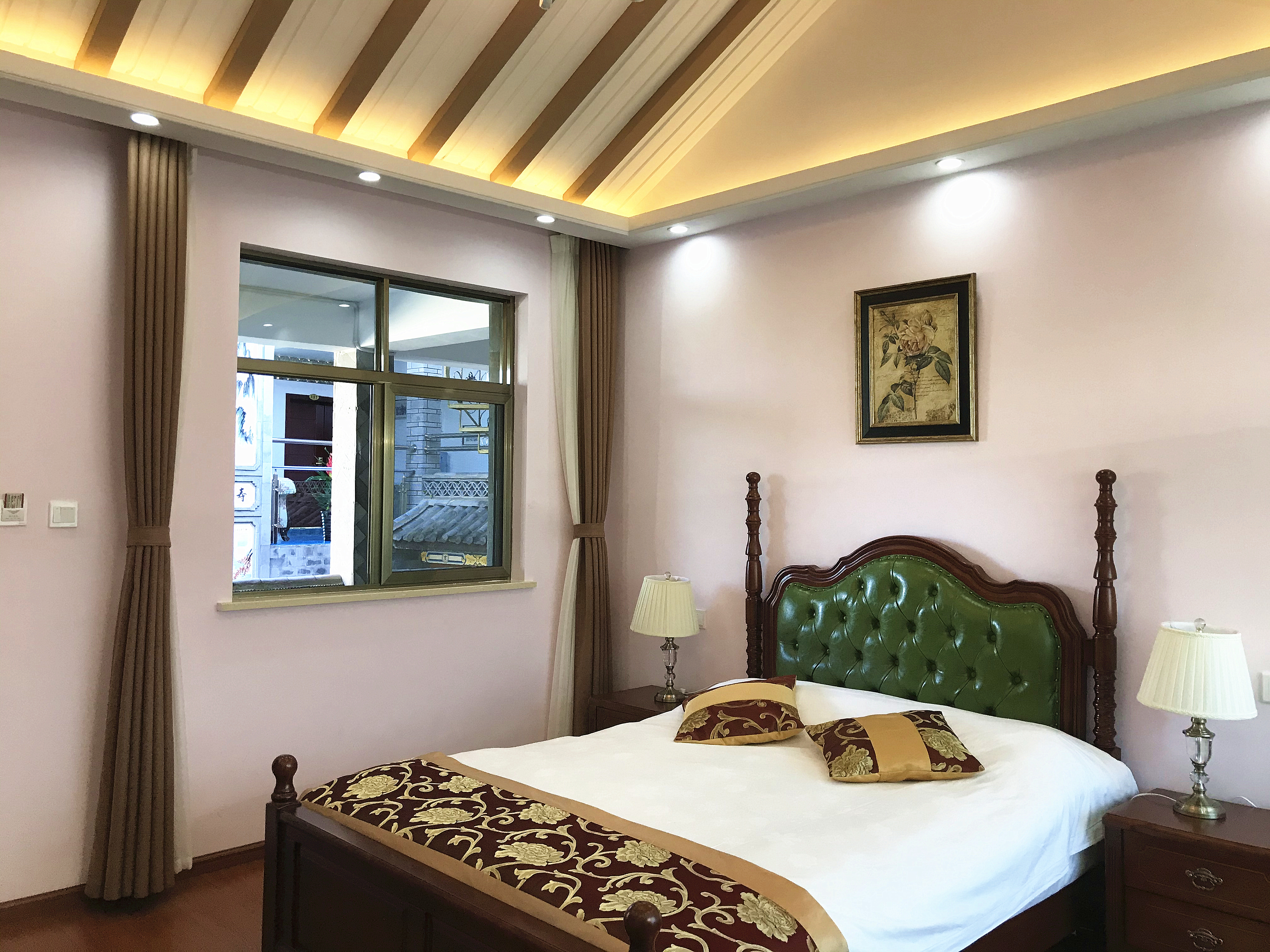 靜心大床房（302/303）