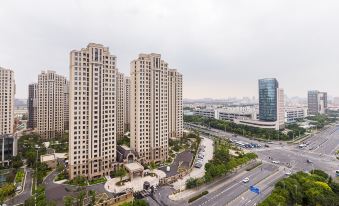 Ji Hotel (Shanghai Zhoupu Wanda Plaza)