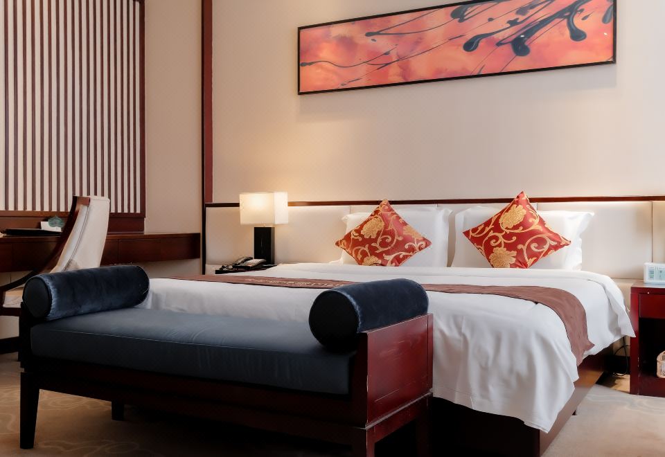 雅致豪华大床房