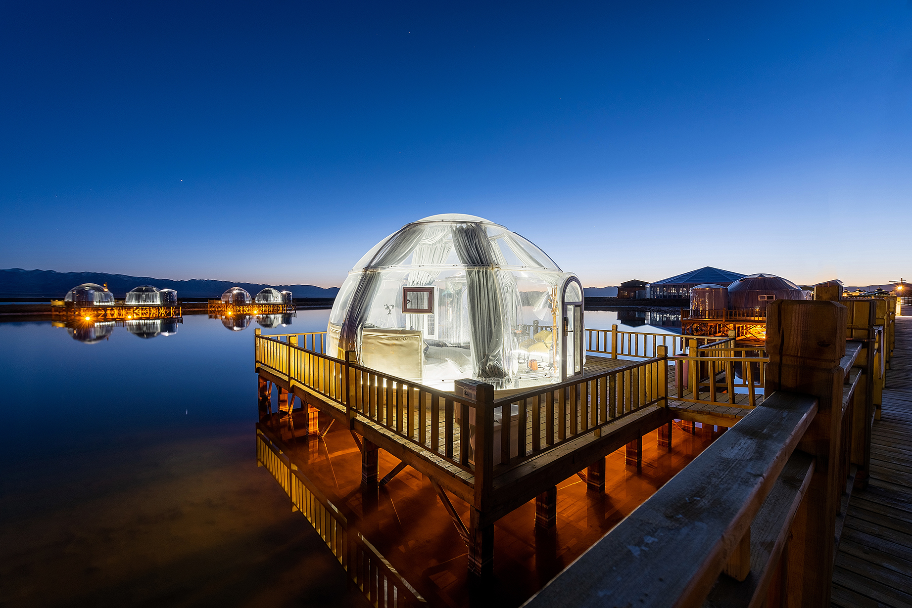 星河枕梦|泡泡屋双床房-透明星空顶+观景望远镜