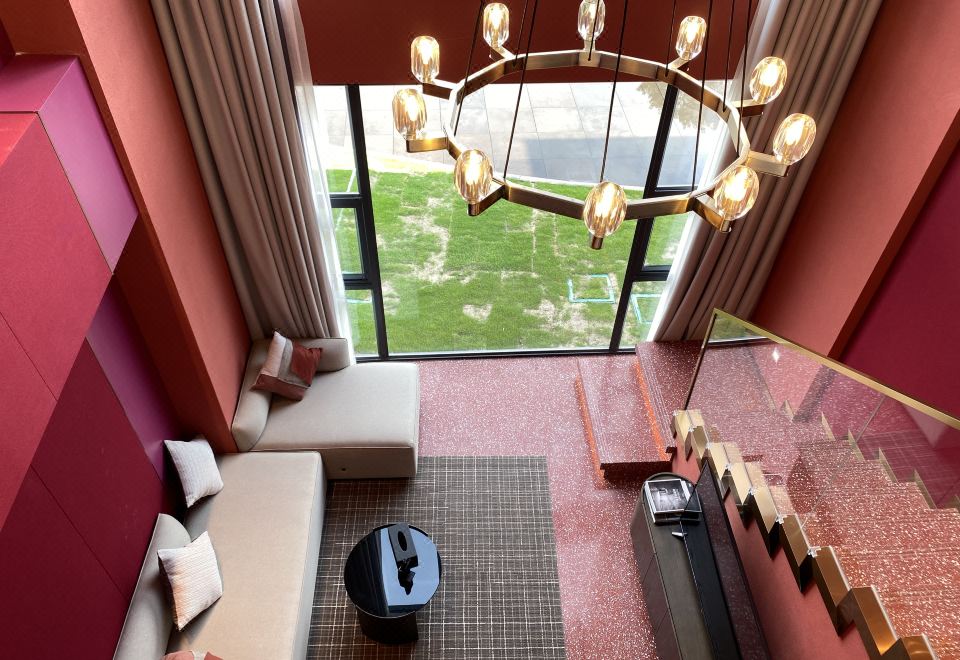 星夢·浪漫紅館復式私湯大床別墅