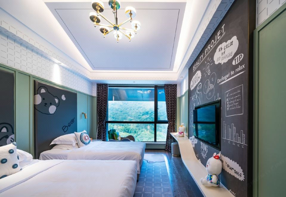 Conny's Home Three-Bedroom Duplex Townhouse