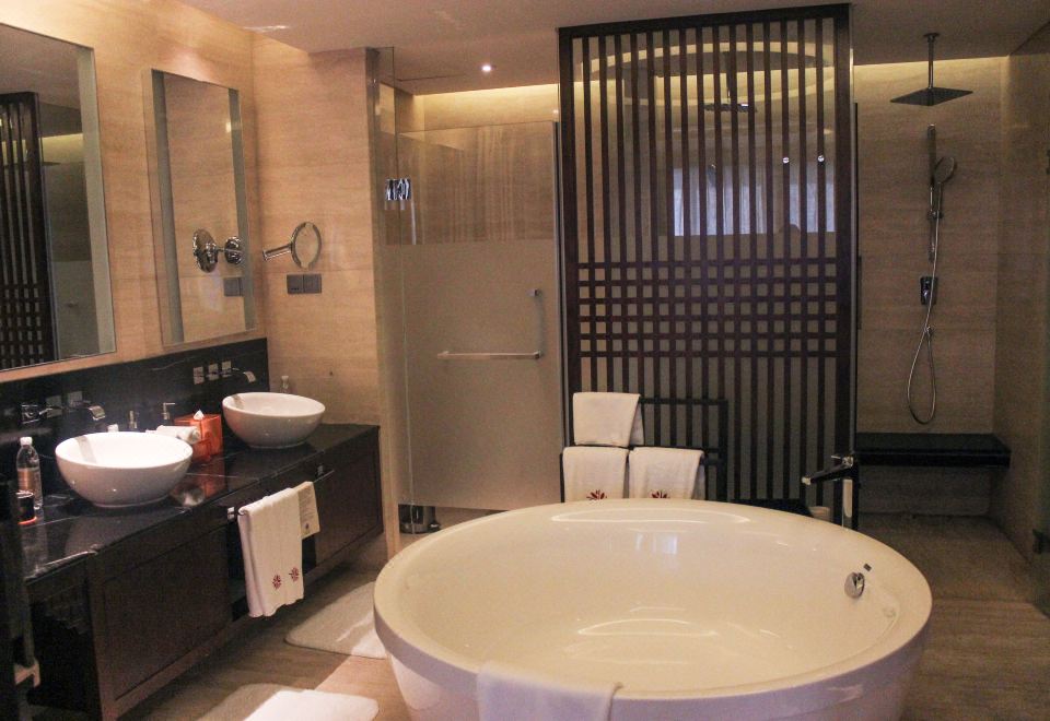 家庭親子套房（小童滑梯上下鋪·帳篷）