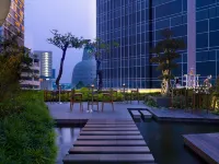 เจเอชแอล โซลิแทร์ กาดิง เซอร์ปง โรงแรมใน
