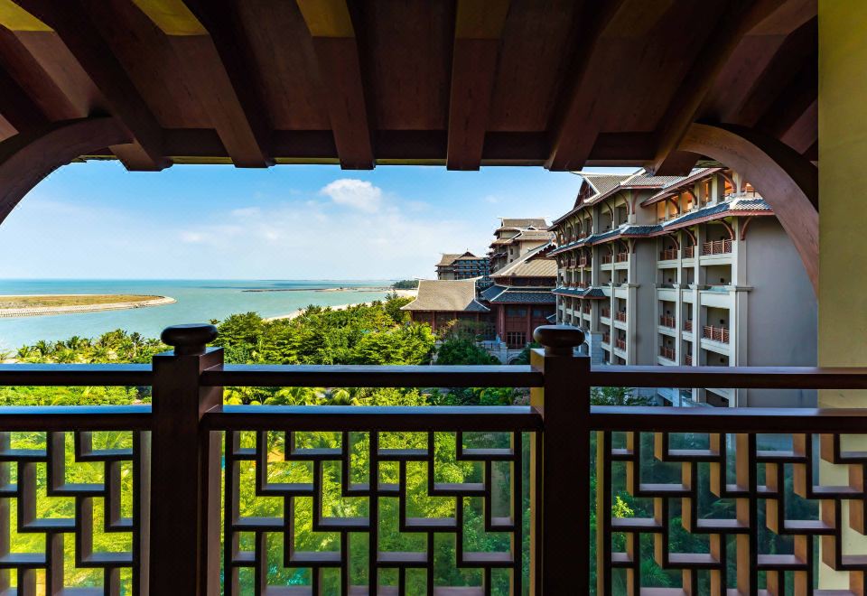 尊贵海景房丨观琼州海峡·浪涌云舒