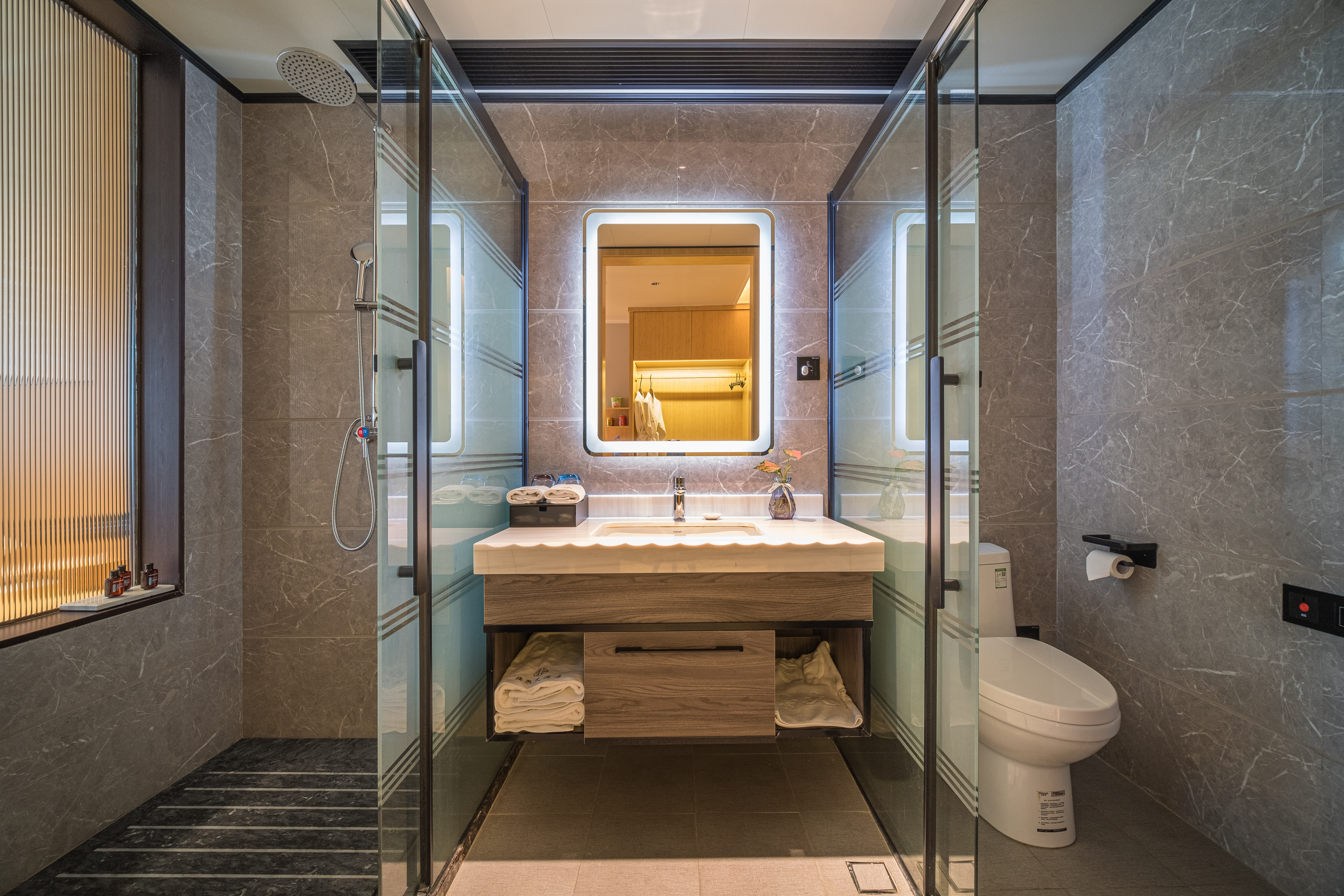 豪华城景双床房（城市景观+泡茶区）