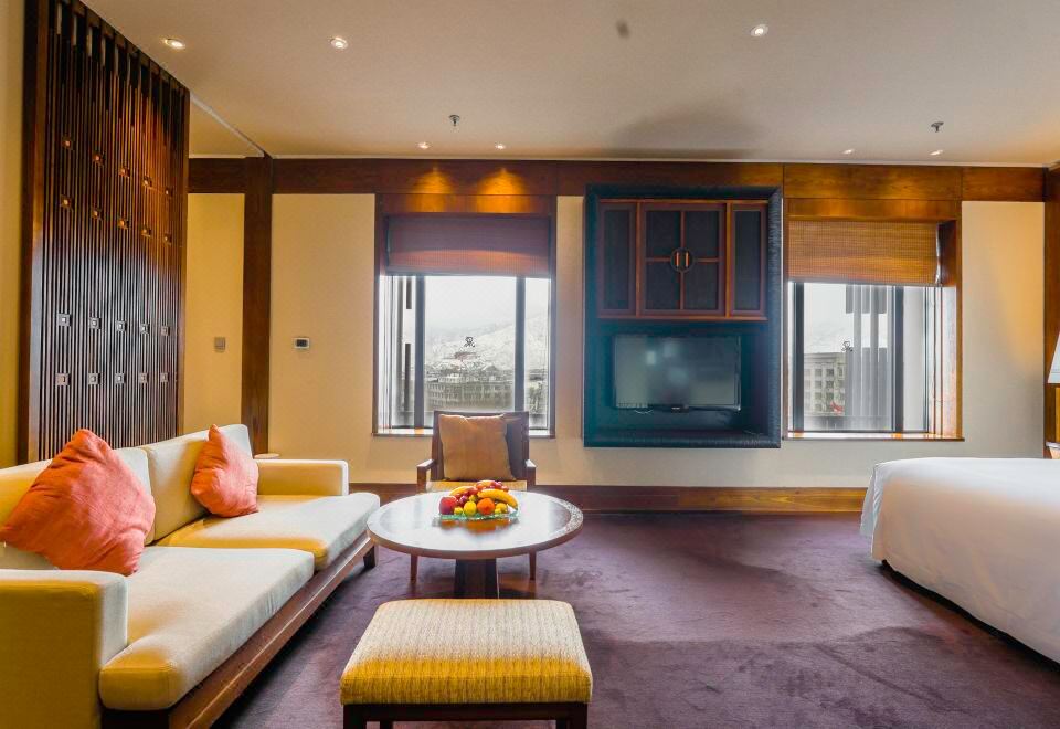 The St. Regis Lhasa ResortDeluxe Potala Palace View Room