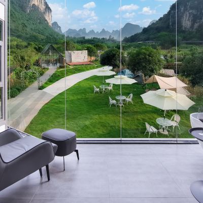 江山如畫雙床房+躺看羣山+乳膠床墊+語音控制+會員投影 攬山望月民宿（陽朔十里畫廊店）優惠